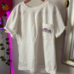 Selling a brandy Melville, East Hampton shirt